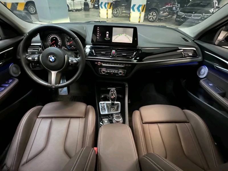 成都23年宝马1系4