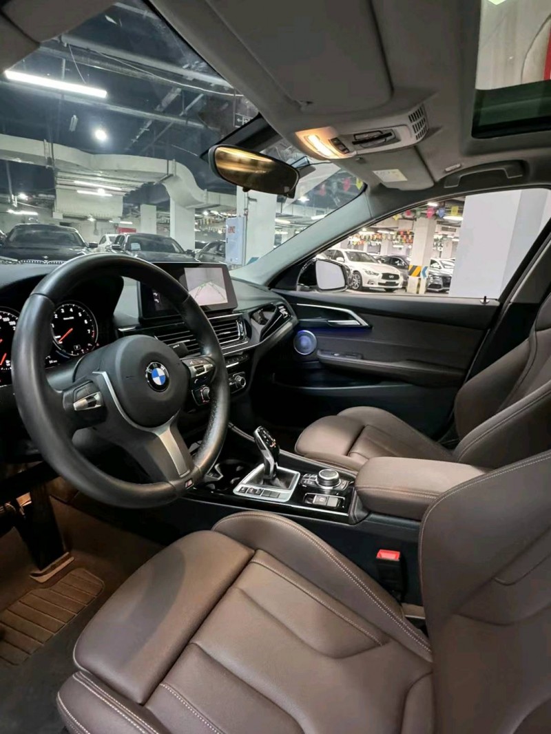 成都23年宝马1系6