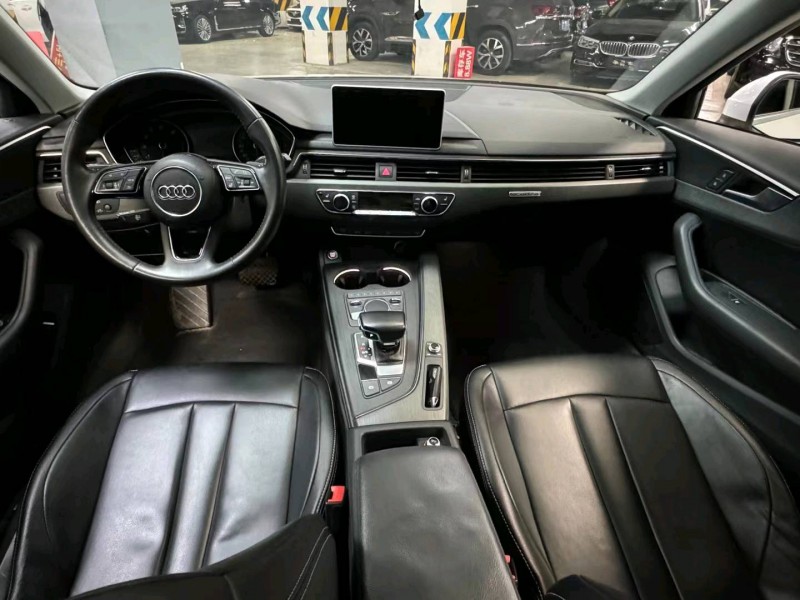 成都17年奥迪A4L4