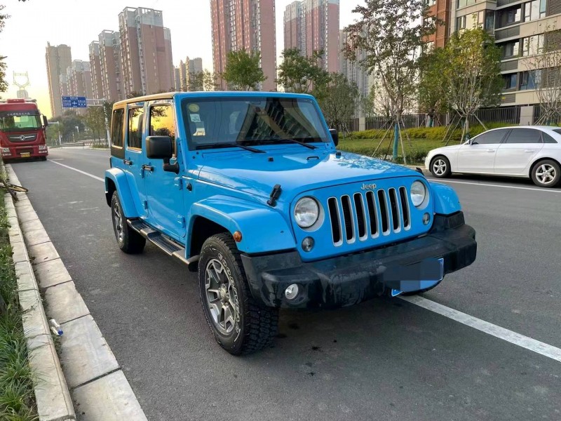 武汉18年Jeep牧马人3