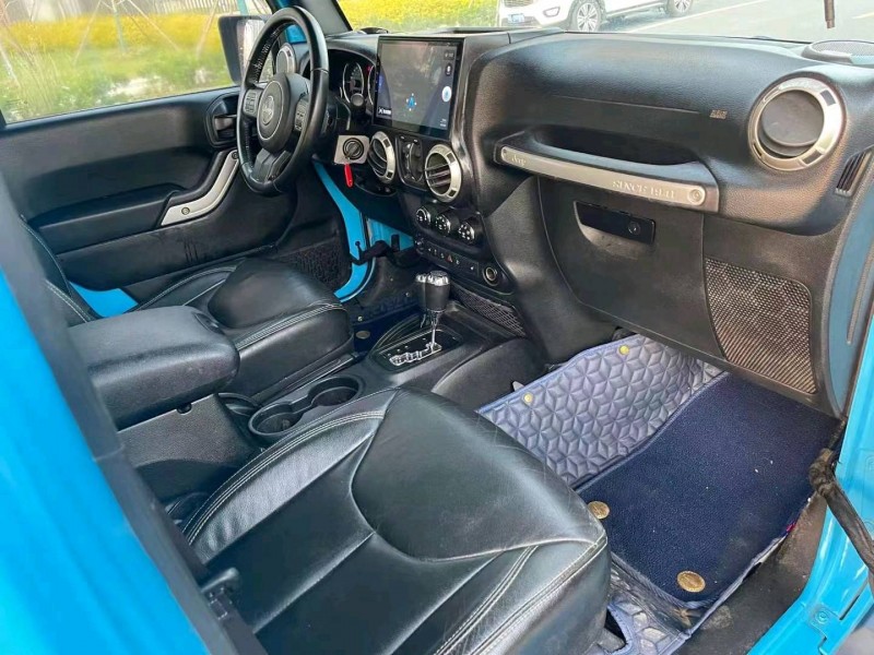 武汉18年Jeep牧马人6