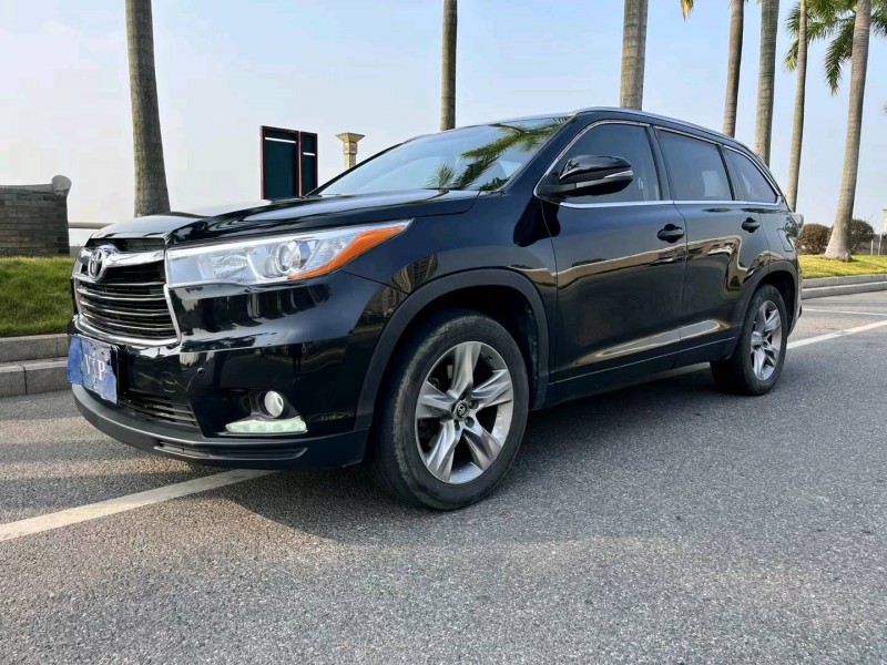 佛山17年丰田汉兰达3