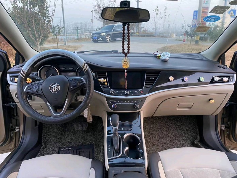 徐州17年别克威朗4