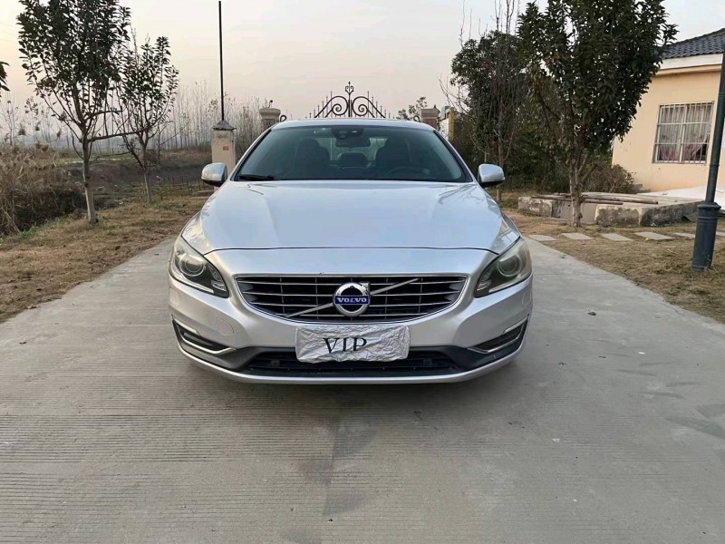 徐州13年沃尔沃S60L1