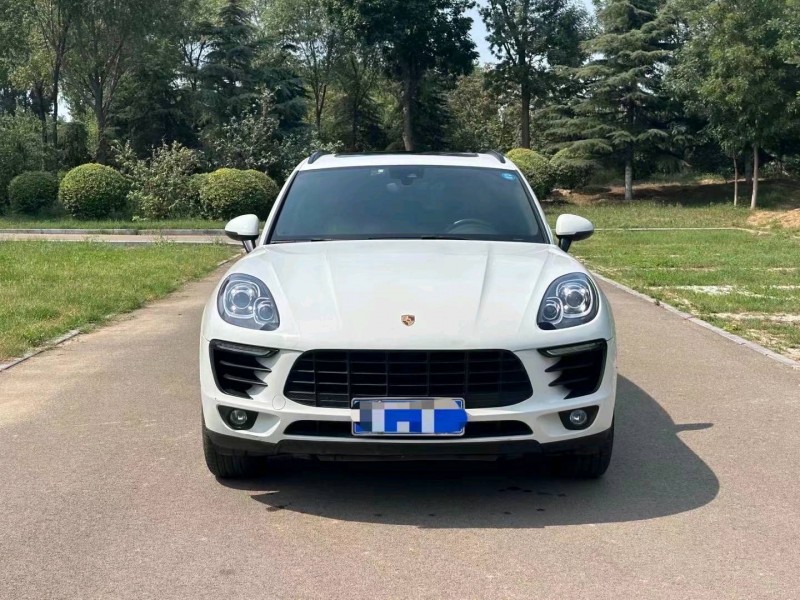 枣庄18年保时捷Macan1