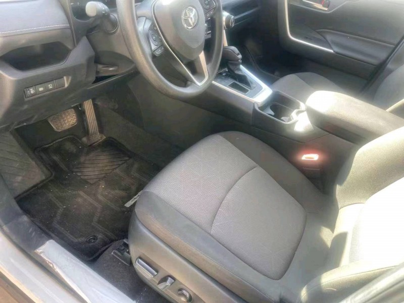 邯郸22年丰田RAV4荣放6