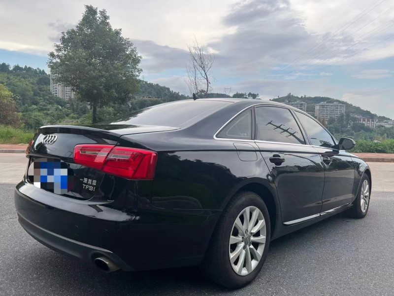 三明13年奧迪A6L8