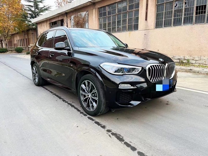 济宁19年宝马X52