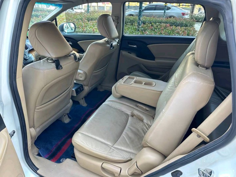 济宁11年本田奥德赛4