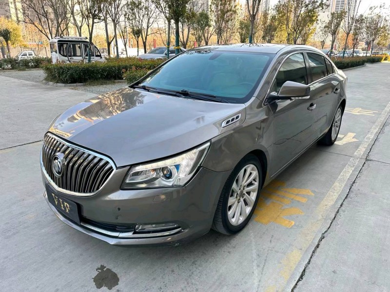 济宁14年别克君越2