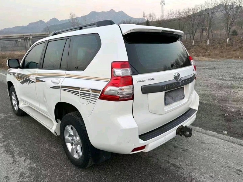 邯郸17年丰田普拉多3