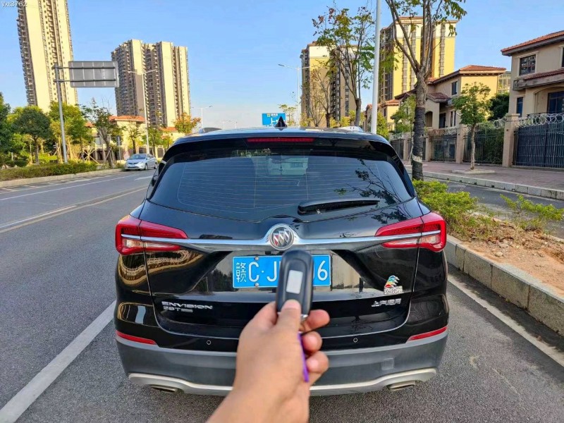 珠海21年别克昂科威9