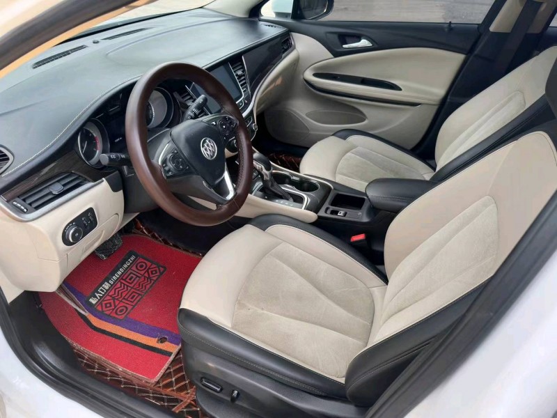 沈阳18年别克威朗8