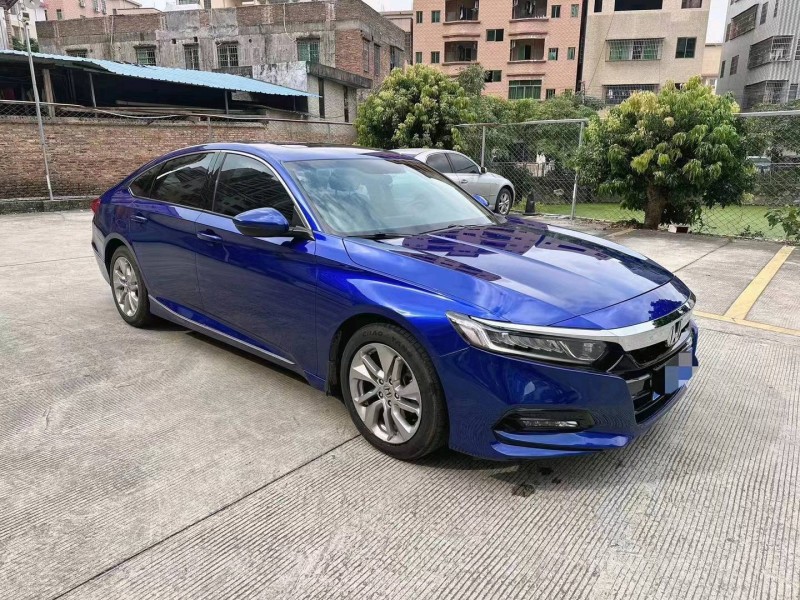 珠海18年本田雅阁6