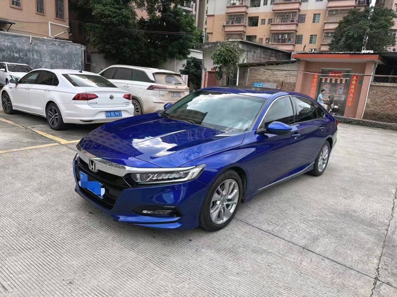 珠海18年本田雅阁9