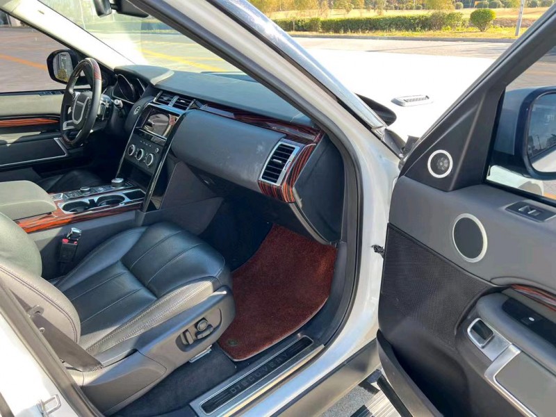 盐城17年路虎发现5