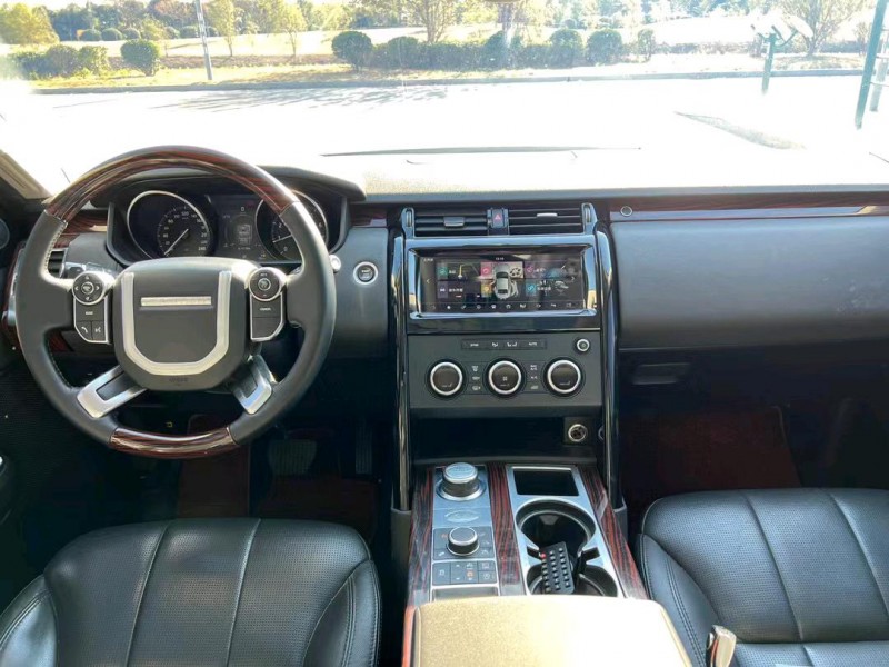 盐城17年路虎发现6