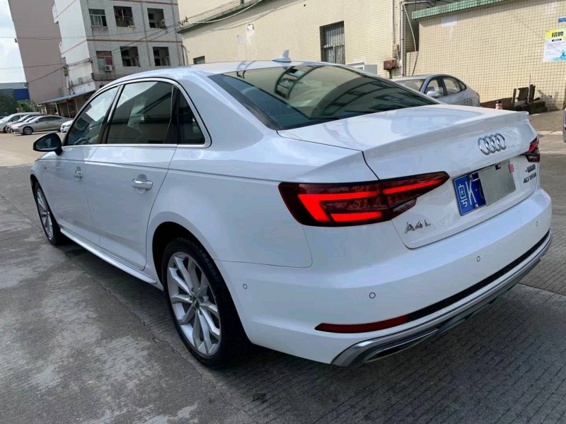 中山20年奥迪A4L5
