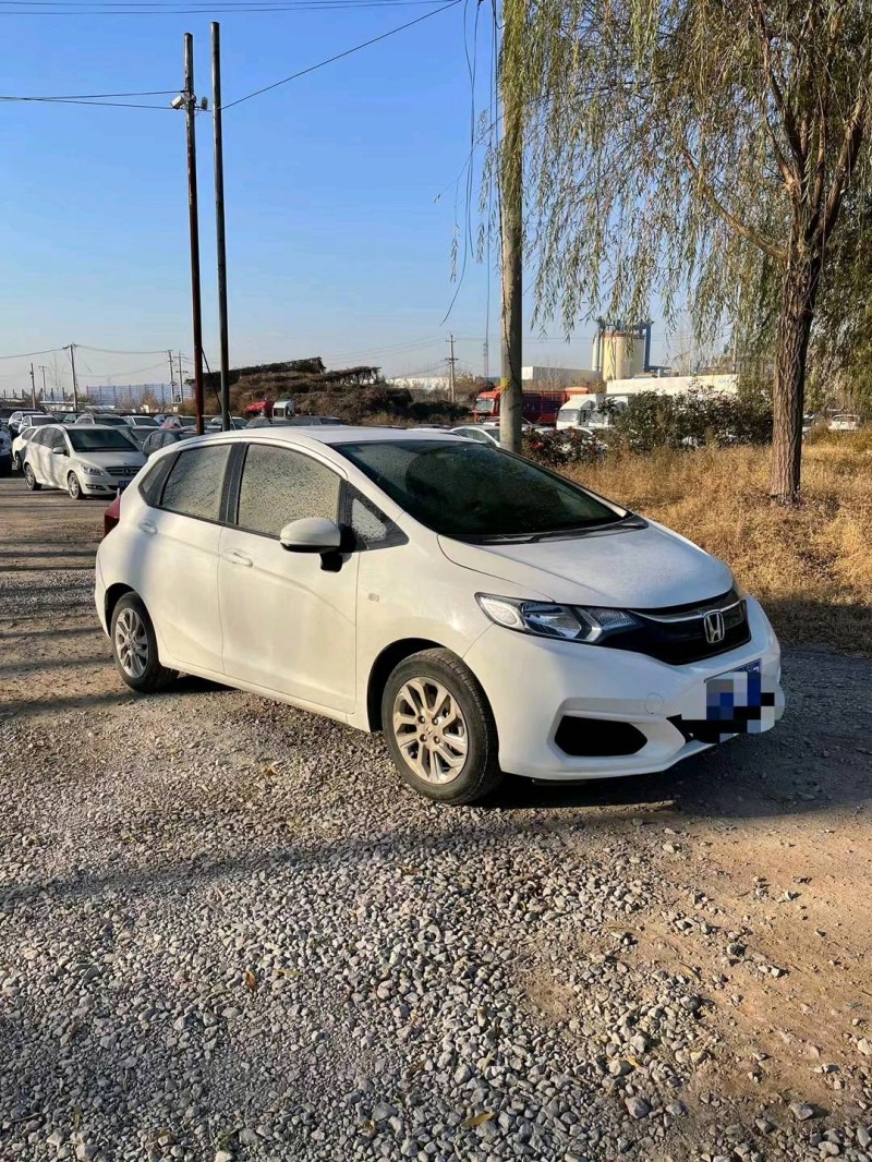 菏泽20年本田飞度2