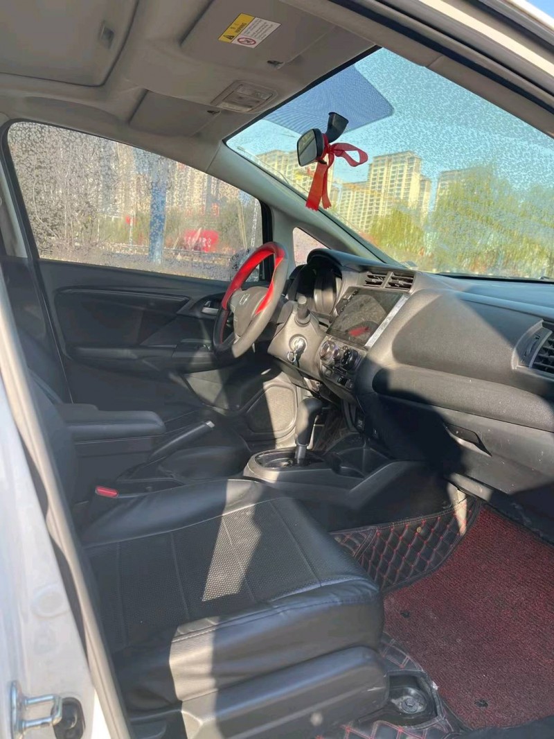 菏泽20年本田飞度6