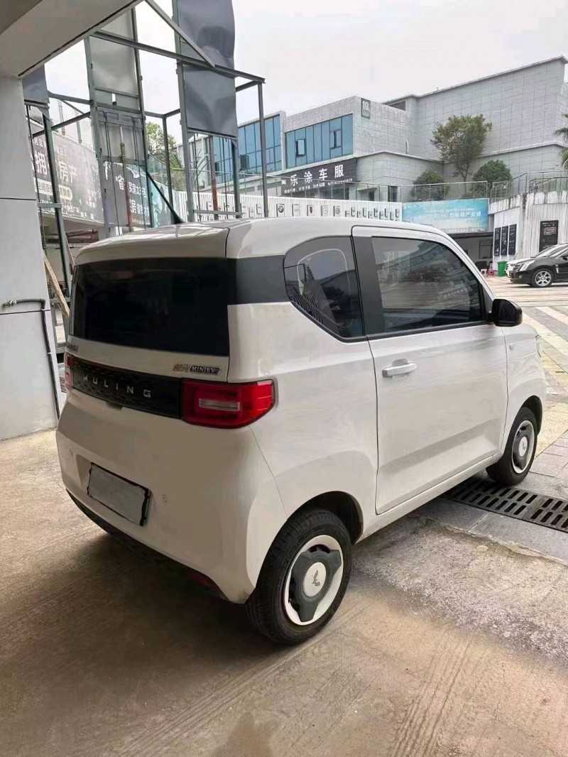 萍鄉23年五菱汽車宏光MINI EV7