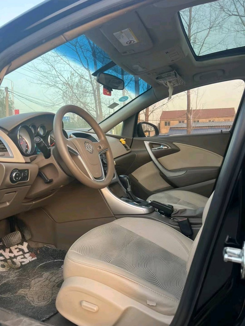 菏泽13年别克英朗3