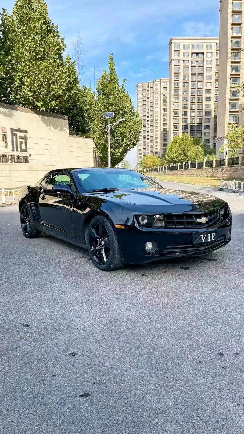 廊坊12年雪佛兰科迈罗3