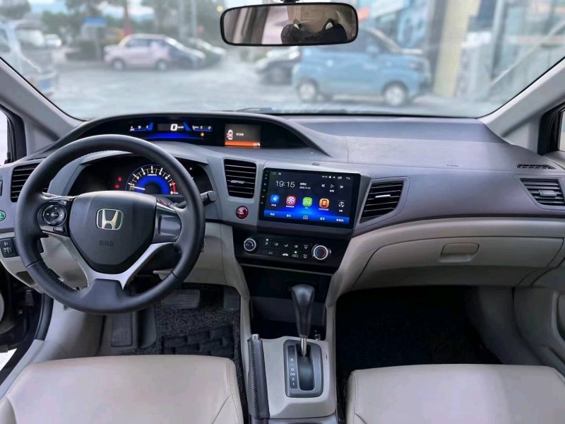 广州12年本田思域8