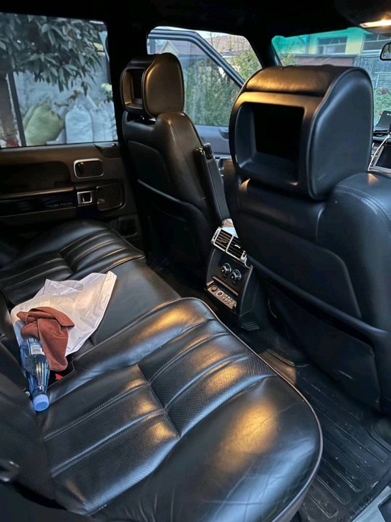 广州12年路虎揽胜行政8