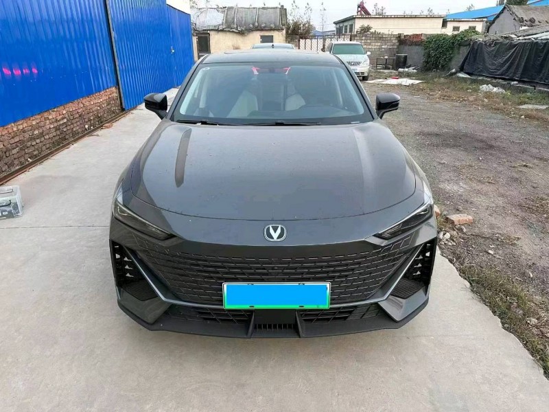 淄博23年长安汽车UNI-V1