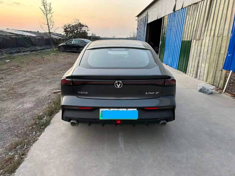 淄博23年长安汽车UNI-V3