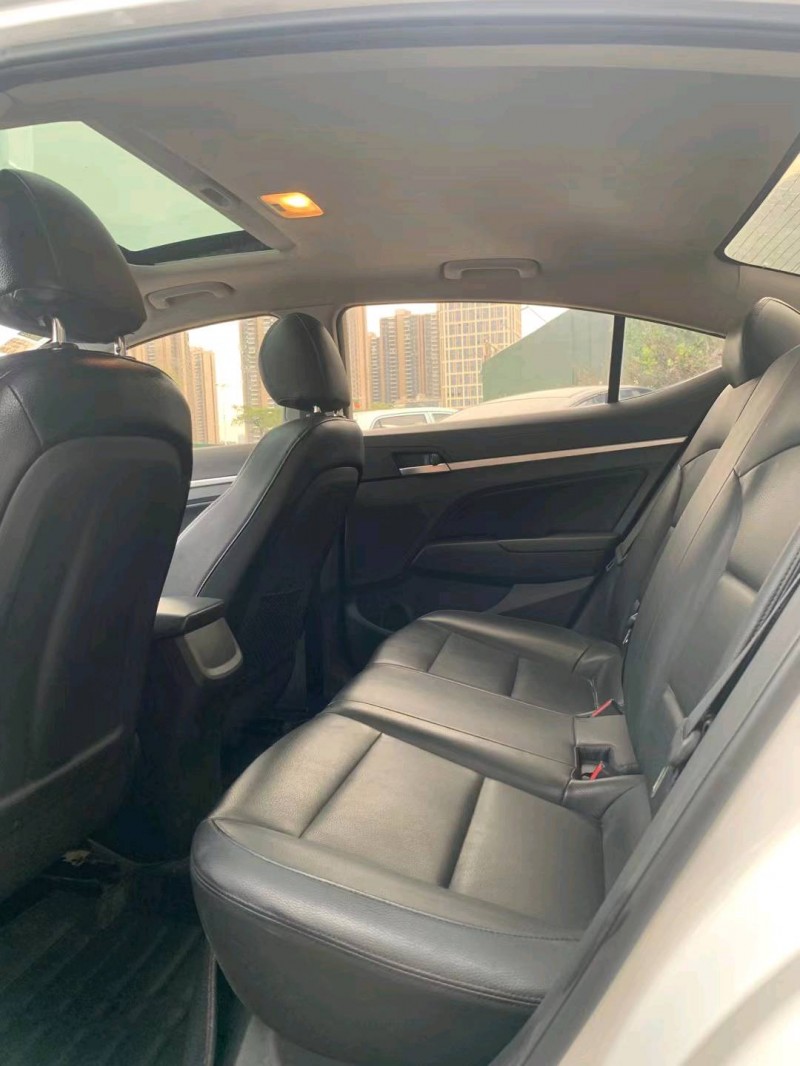 佛山18年现代领动8