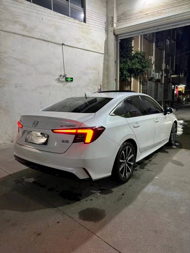 广州22年本田型格4