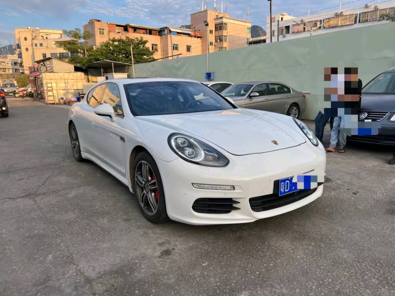 广州13年保时捷帕拉梅拉2