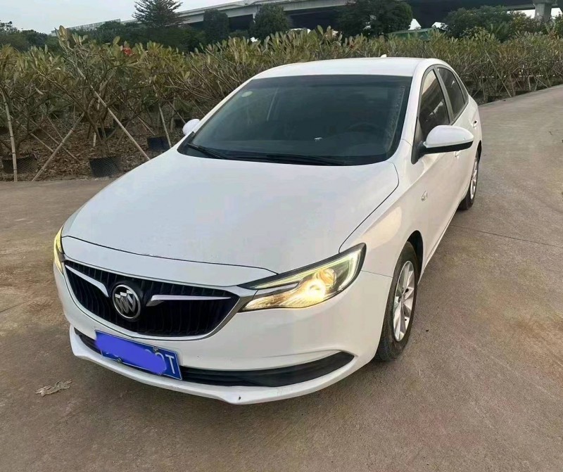 珠海18年别克英朗3