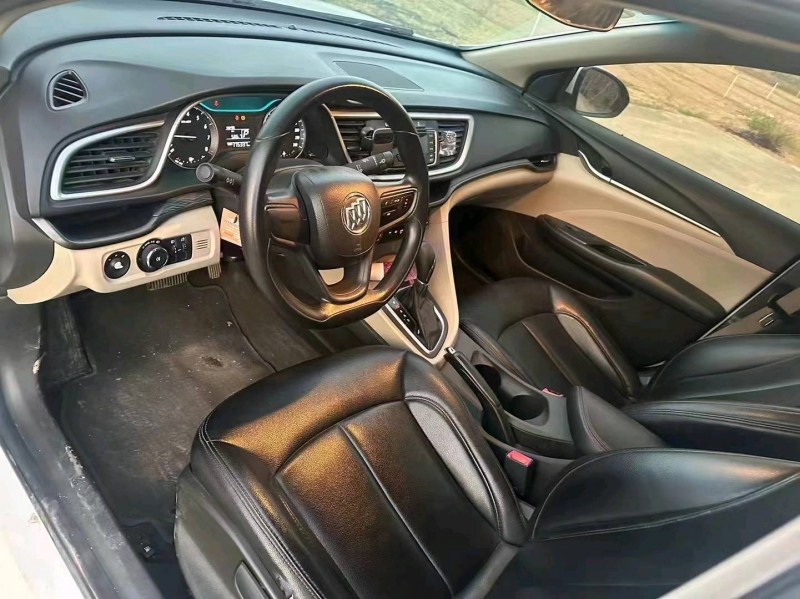 珠海18年别克英朗9