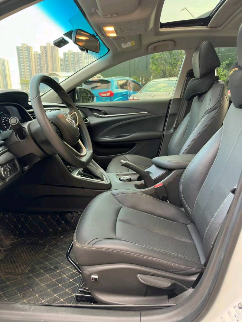 佛山21年别克英朗6