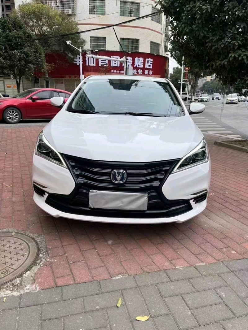 邵阳22年长安汽车逸动1