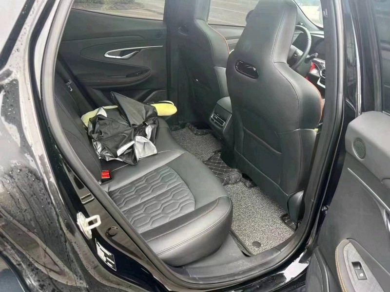 珠海21年长安汽车UNI-T3