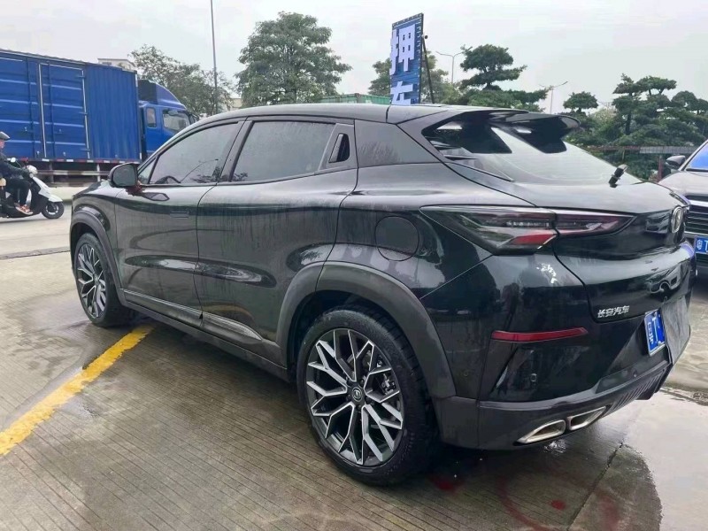 珠海21年长安汽车UNI-T5