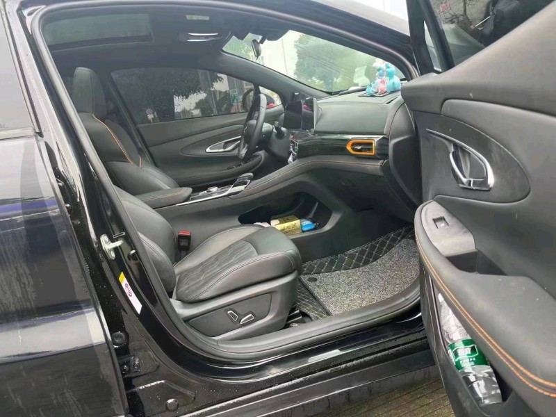 珠海21年长安汽车UNI-T6