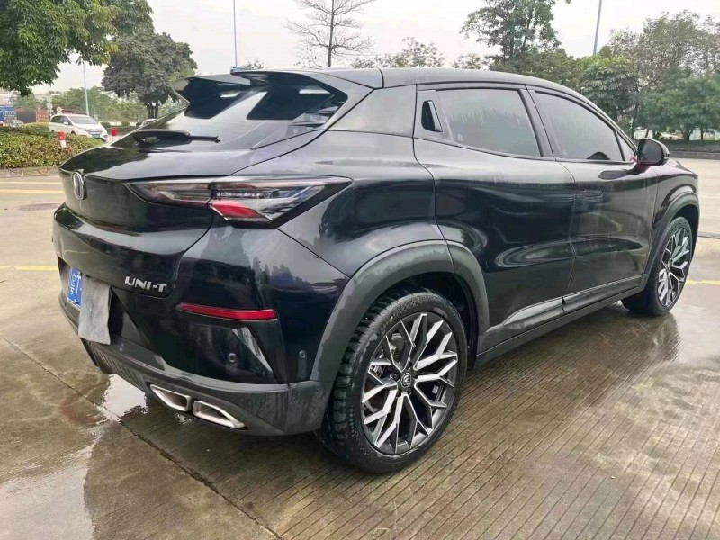 珠海21年长安汽车UNI-T7