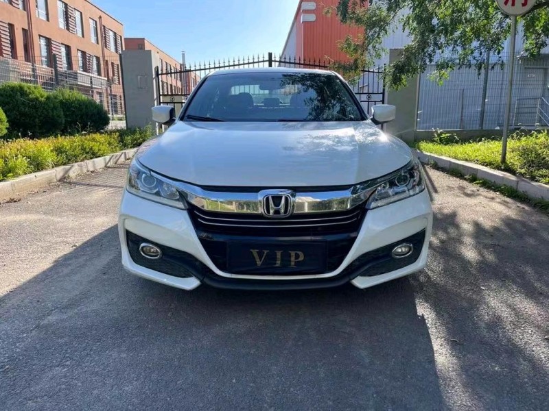 沈阳16年本田雅阁1