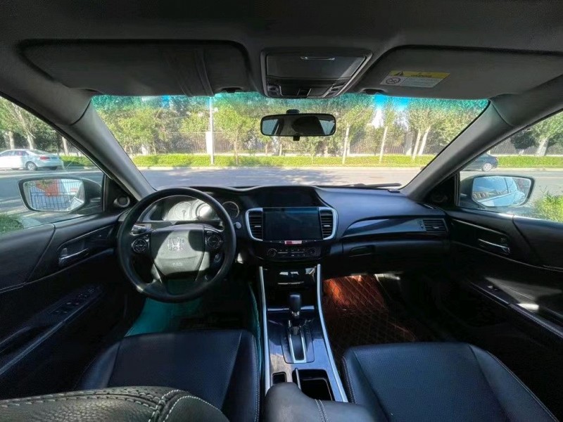 沈阳16年本田雅阁4