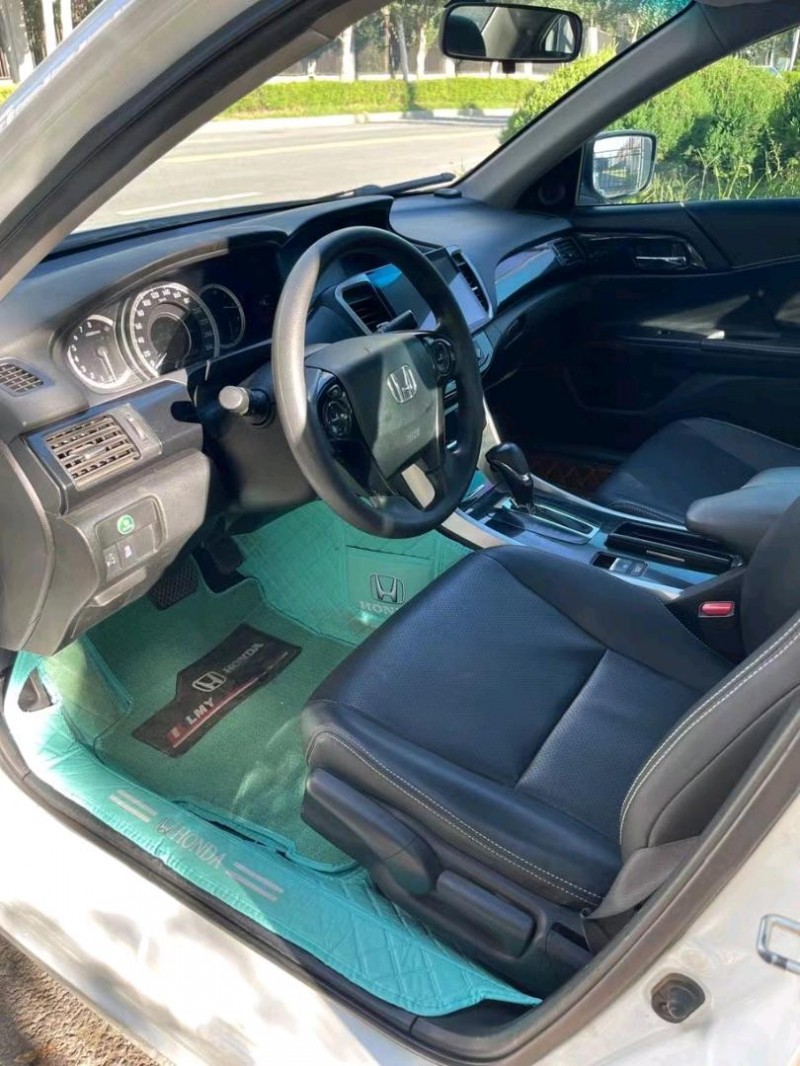 沈阳16年本田雅阁6