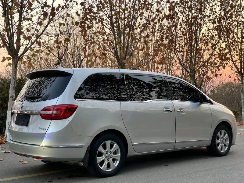 徐州16年别克GL88