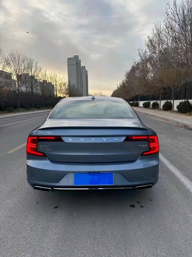 东营20年沃尔沃S907