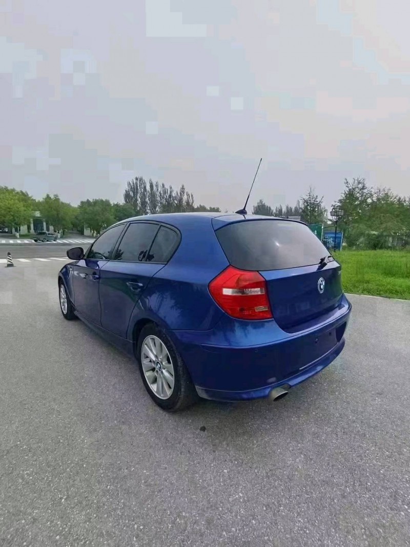 保定10年宝马1系9