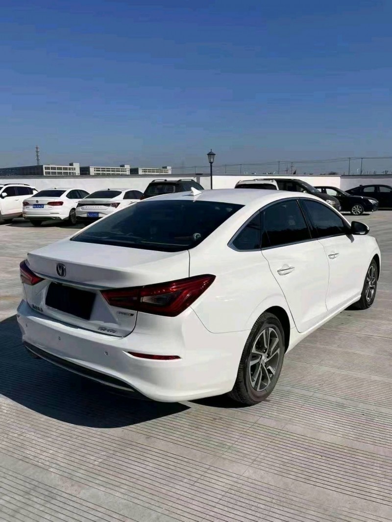 湖州18年长安汽车逸动5