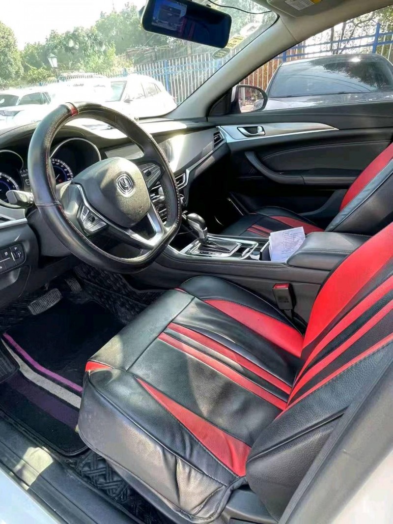 湖州18年长安汽车逸动9